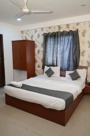 hotel the cozy stay