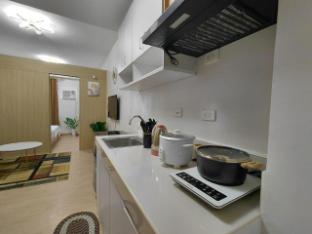 Smdc Trees Residences Jim's Staycation,,5 star