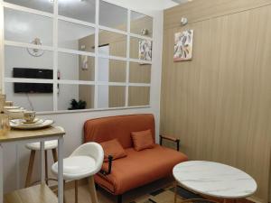 Smdc Trees Residences Jim's Staycation,,5 star