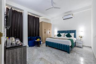 yashobhoomi suites near yashobhoomi convention centre