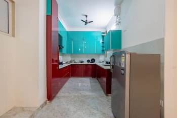 yashobhoomi suites near yashobhoomi convention centre