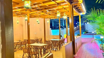 devora resort