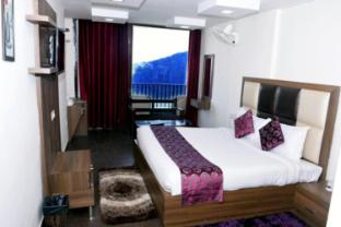 aanantham country resort khajjiar himachal pradesh