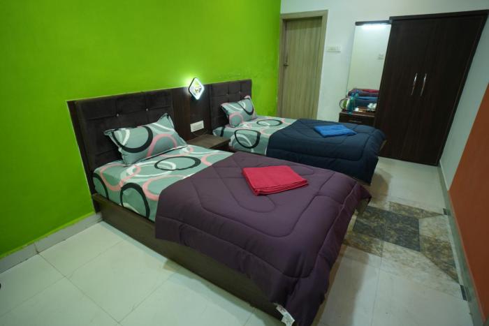 hotel konaaz inn
