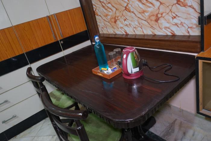 hotel konaaz inn