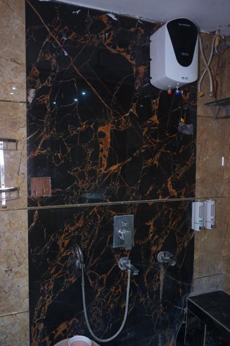 hotel konaaz inn