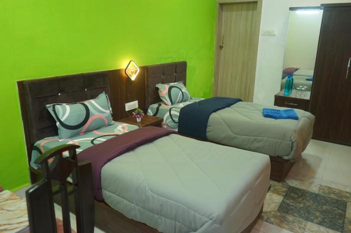 hotel konaaz inn
