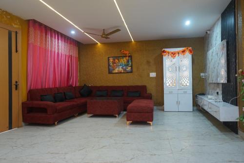 hotel konaaz inn