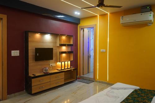 hotel konaaz inn