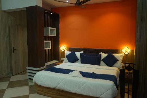 hotel konaaz inn