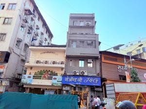 shivsagar residency zaveri bazaar