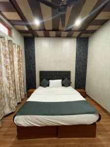 premji hotel and restaurant