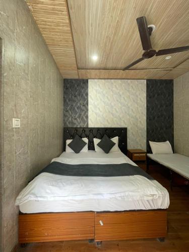 premji hotel and restaurant