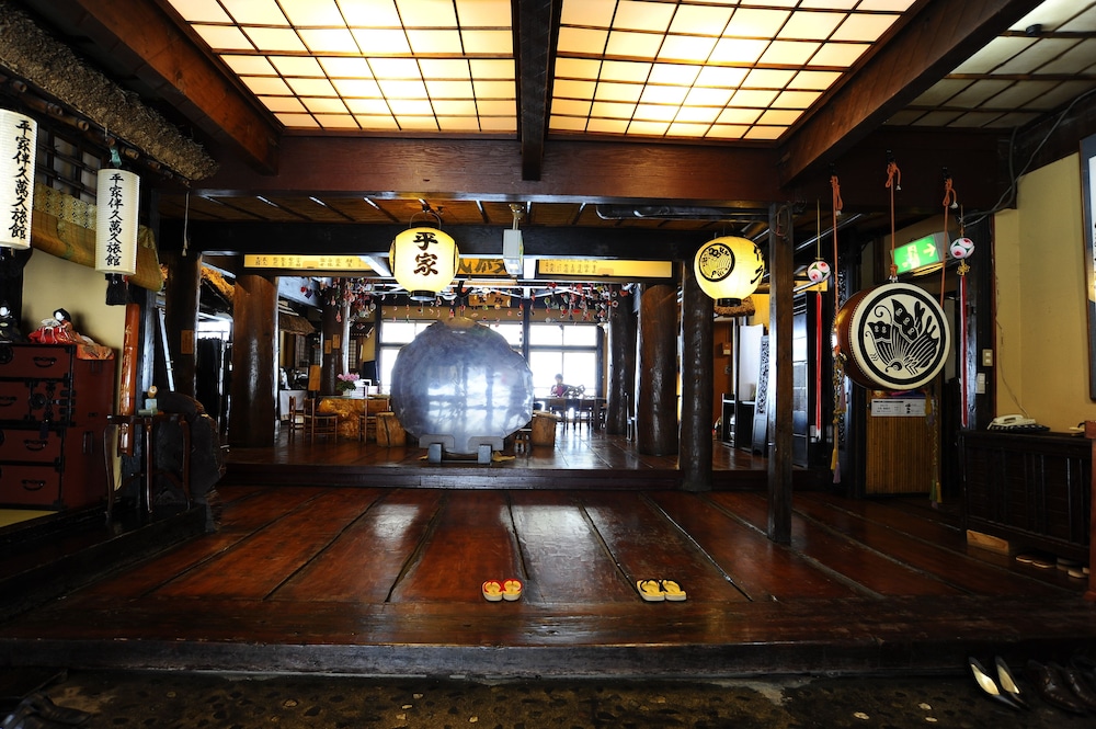 nikko