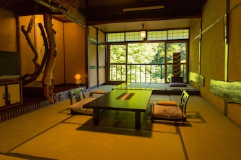 nikko