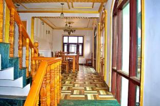 Northland Residency Srinagar Jammu & Kashmir,,5 star