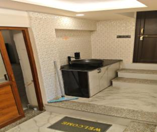 hotel hariom paradise