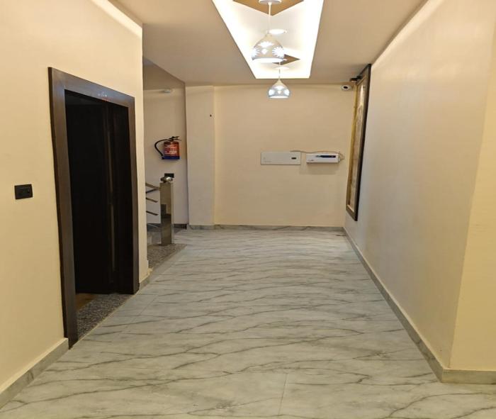 hotel hariom paradise