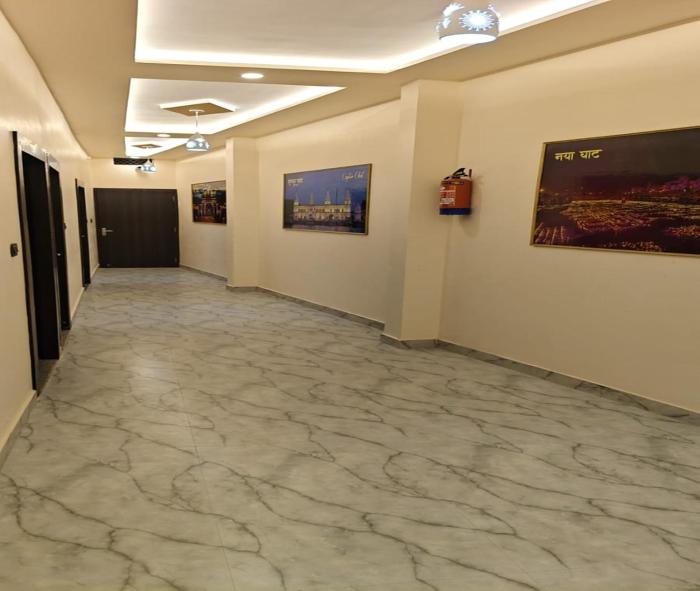 hotel hariom paradise