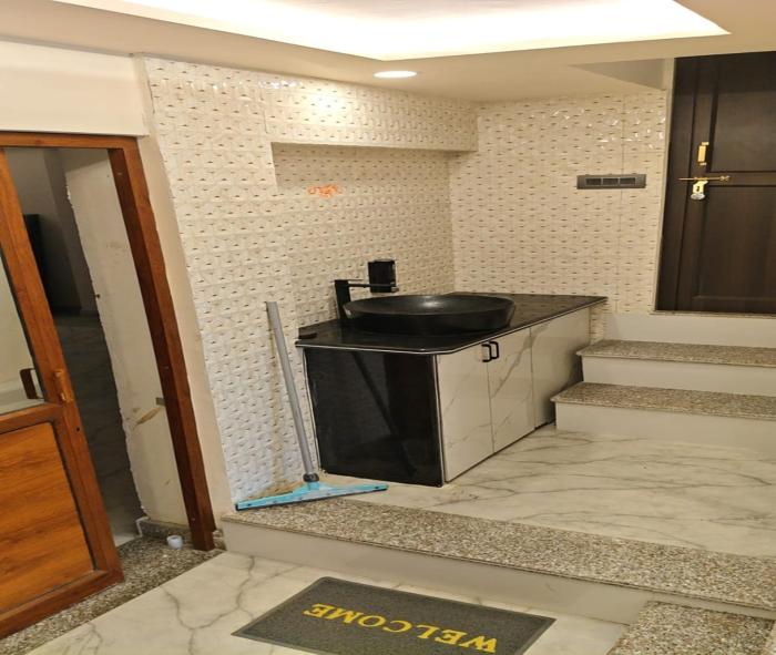 hotel hariom paradise