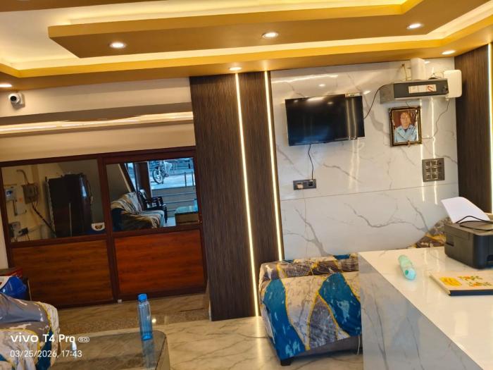 hotel hariom paradise