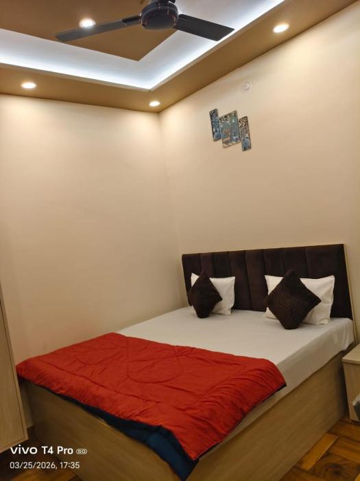 hotel hariom paradise