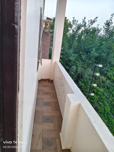 hotel hariom paradise