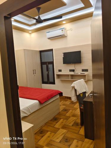 hotel hariom paradise