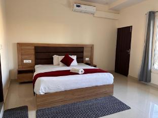 hotel blooming inn 10min from jollygrant airport
