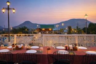 sierra vista resort