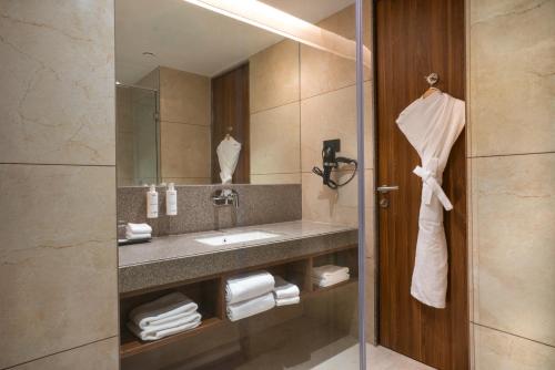 radisson resort and spa sasan gir