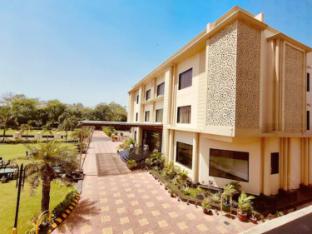 Mayur And Resort Sitapur Uttar Pradesh,,5 star