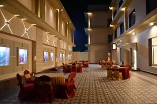 Mayur And Resort Sitapur Uttar Pradesh,,5 star