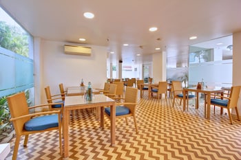hotel vilmaris breeze