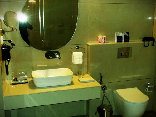 kottayam grand hotel convention centre