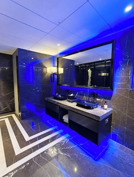 Kings Mansion,,3 star