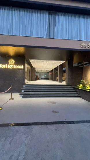 hotel roi retreat