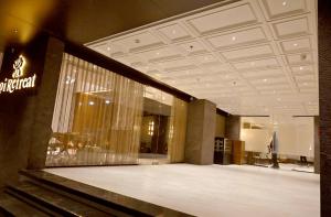 hotel roi retreat
