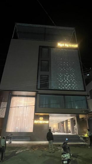 hotel roi retreat