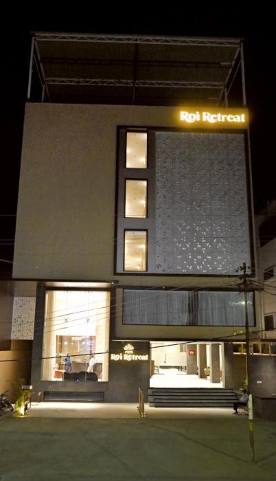 hotel roi retreat