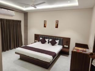 hotel bhasmaarti
