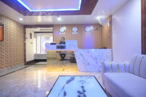 Hotel Kedar Hill,The Ozone Galleria Mall Ms Tower Saraidhella Dhanbad Jharkhand,828127,5 star
