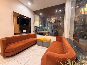 hotel hira palace