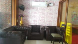 Ecr Royal Elite,,5 star