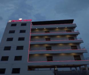 lk grand home