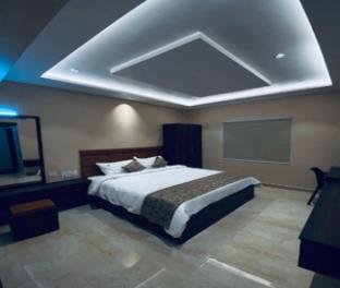 lk grand home