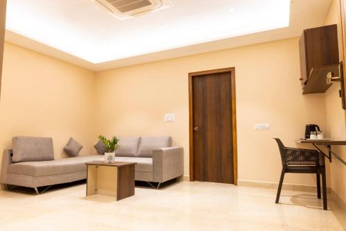 Lk Grand Home,,3 star