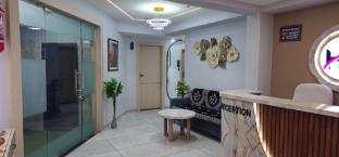 hotel hr grand