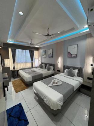 hotel hr grand