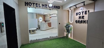 Hotel Hr Grand,,3 star